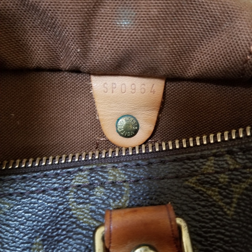 Authentic Louis Vuitton Speedy 25 - Picture 3 of 8